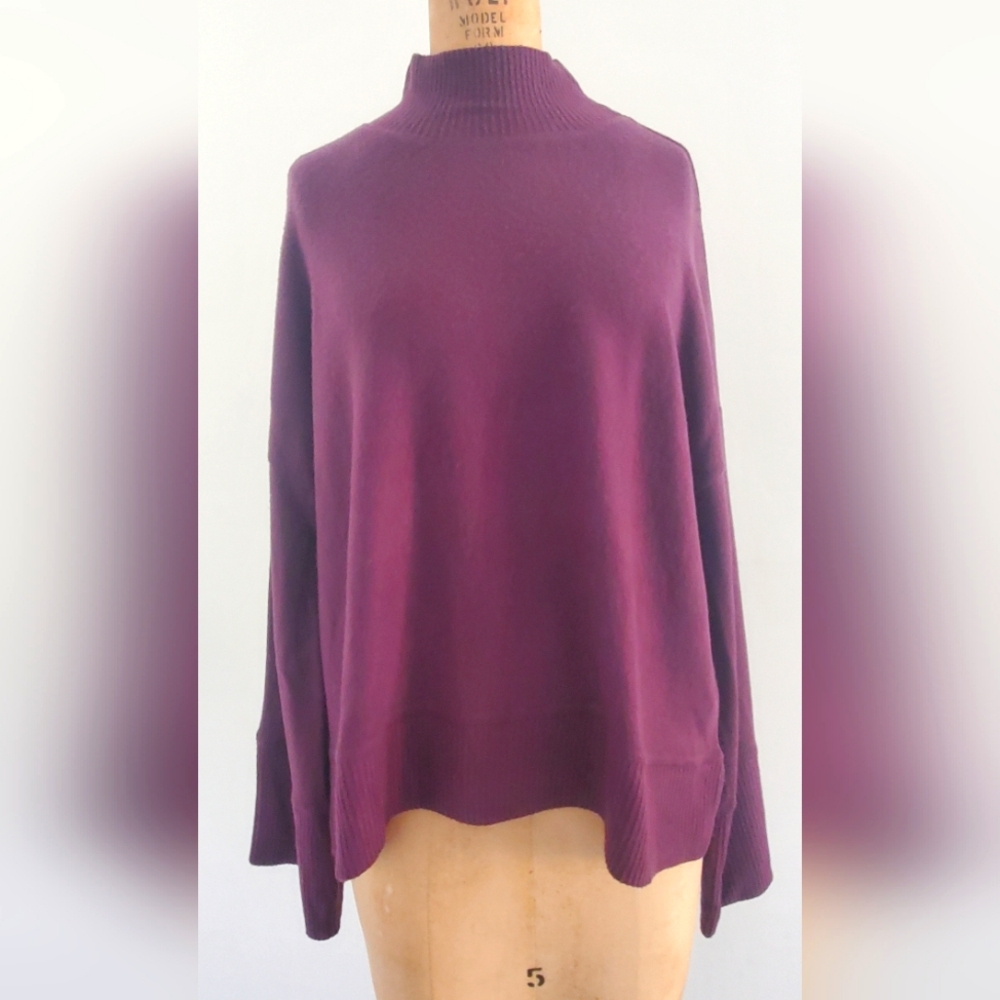 redhaute mock neck sweater,.size M, purple